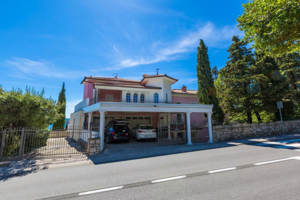 Jurincic Apartment Crikvenica Bagian luar foto