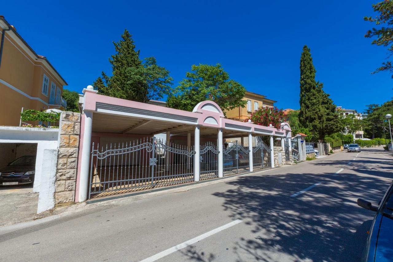 Jurincic Apartment Crikvenica Bagian luar foto